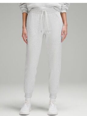lululemon athletica scuba high rise jogger. Full length